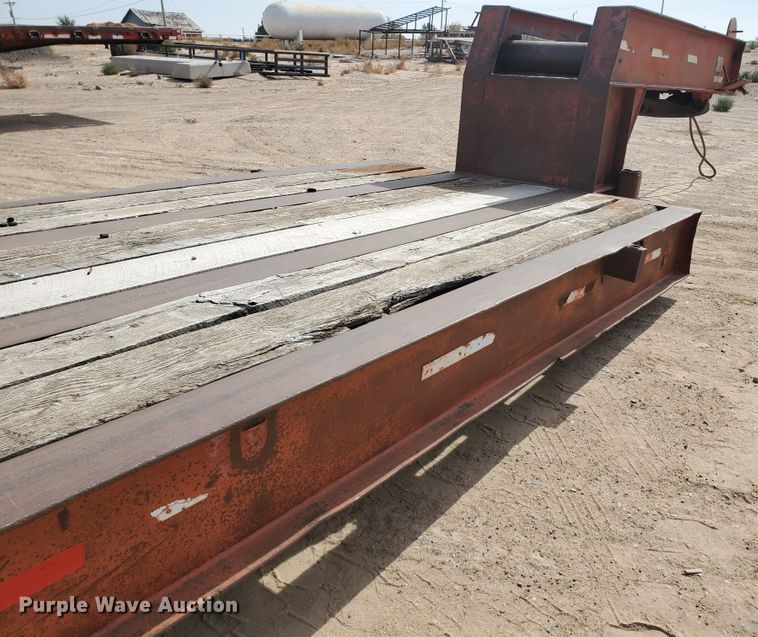 image for item DG8291 1984 Atoka 320FL50 oilfield trailer