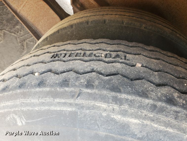 image for item DG8291 1984 Atoka 320FL50 oilfield trailer