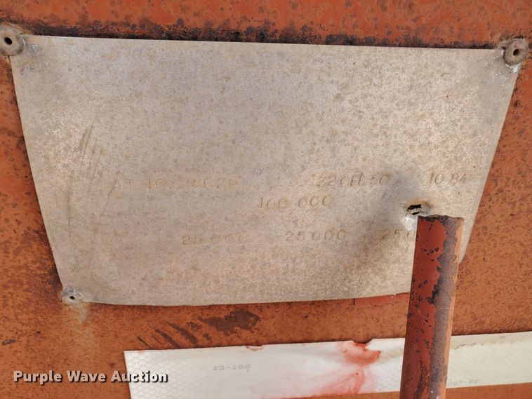 image for item DG8291 1984 Atoka 320FL50 oilfield trailer