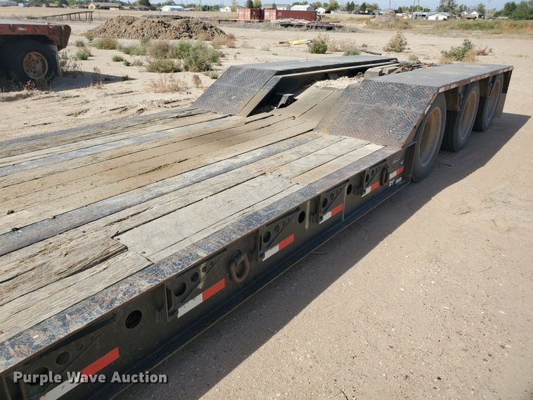 image for item DG8292 2006 Eager Beaver 50GSL lowboy equipment trailer