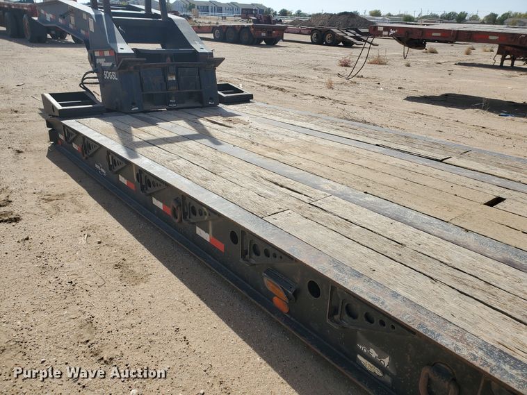 image for item DG8292 2006 Eager Beaver 50GSL lowboy equipment trailer