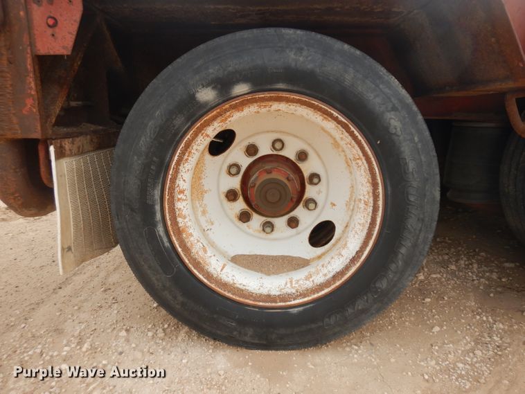 image for item DG8293 1986 Talbert OFD oilfield trailer