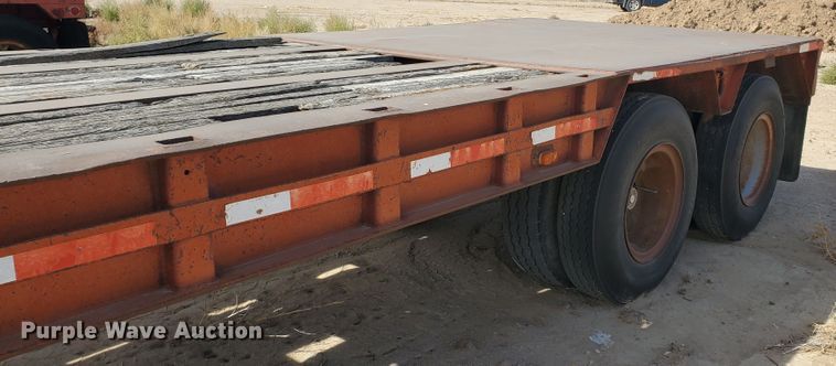 image for item DG8295 1981 Tech DDF50T drop deck trailer