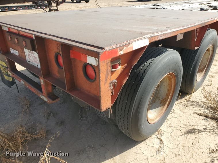 image for item DG8295 1981 Tech DDF50T drop deck trailer
