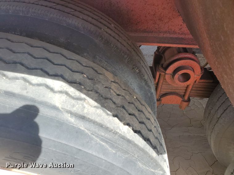 image for item DG8295 1981 Tech DDF50T drop deck trailer