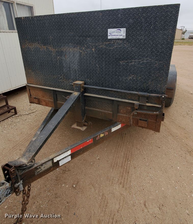 image for item DG8307 2000 Neil utility trailer with pressure washer