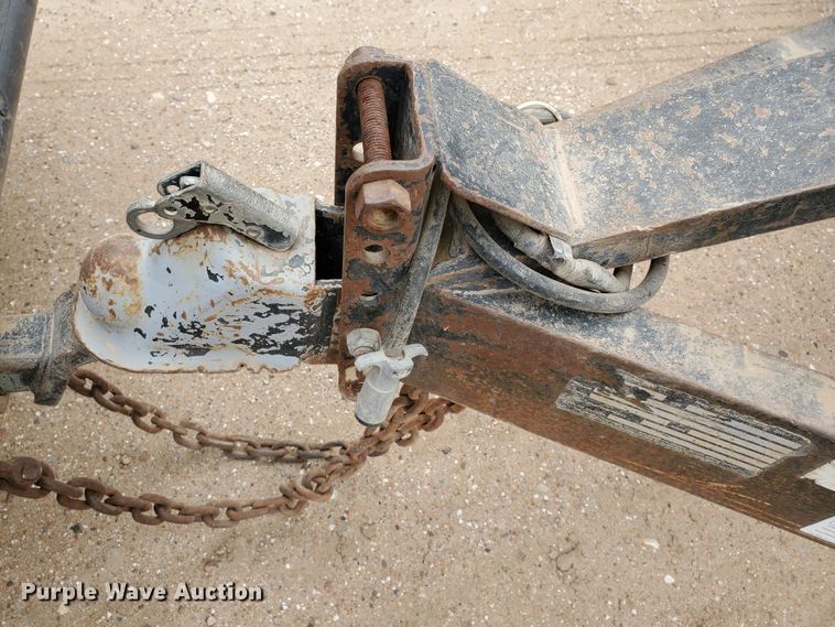 image for item DG8307 2000 Neil utility trailer with pressure washer