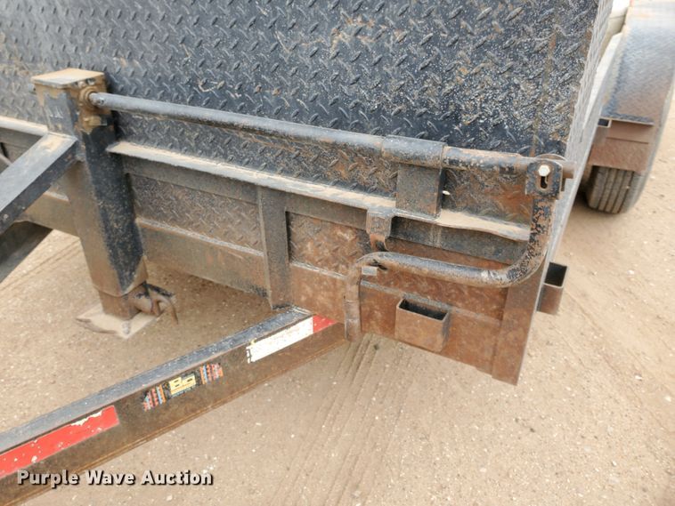 image for item DG8307 2000 Neil utility trailer with pressure washer
