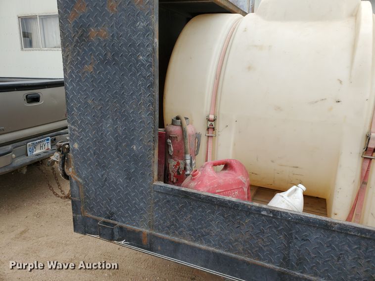 image for item DG8307 2000 Neil utility trailer with pressure washer