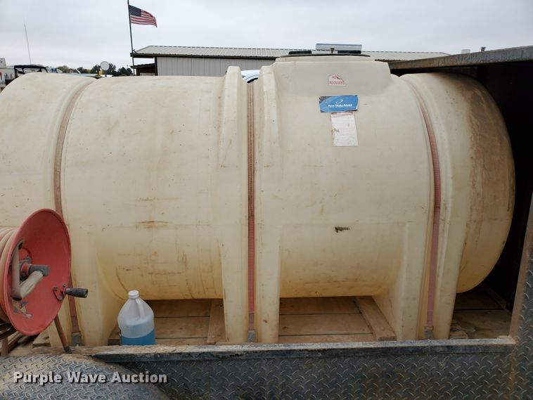 image for item DG8307 2000 Neil utility trailer with pressure washer