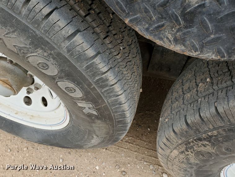 image for item DG8307 2000 Neil utility trailer with pressure washer