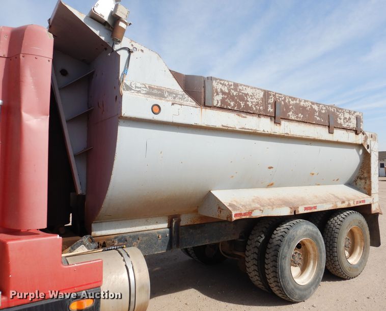 image for item DG8308 1992 Kenworth T600  dump truck