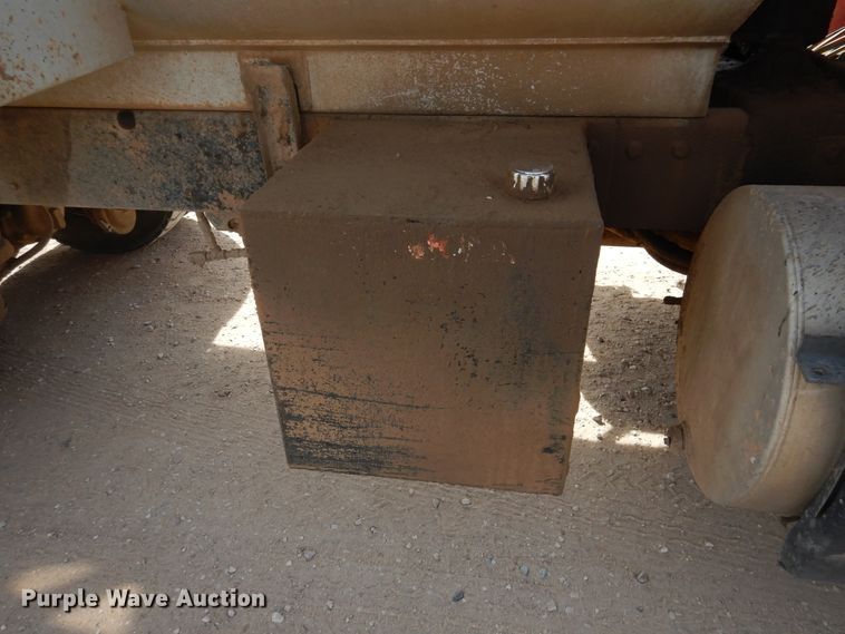 image for item DG8308 1992 Kenworth T600  dump truck