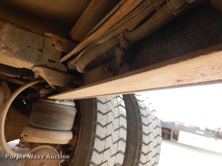 image for item DG8308 1992 Kenworth T600  dump truck