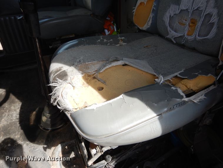 image for item DG8308 1992 Kenworth T600  dump truck