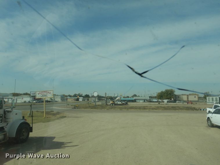 image for item DG8308 1992 Kenworth T600  dump truck