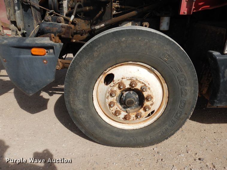 image for item DG8308 1992 Kenworth T600  dump truck