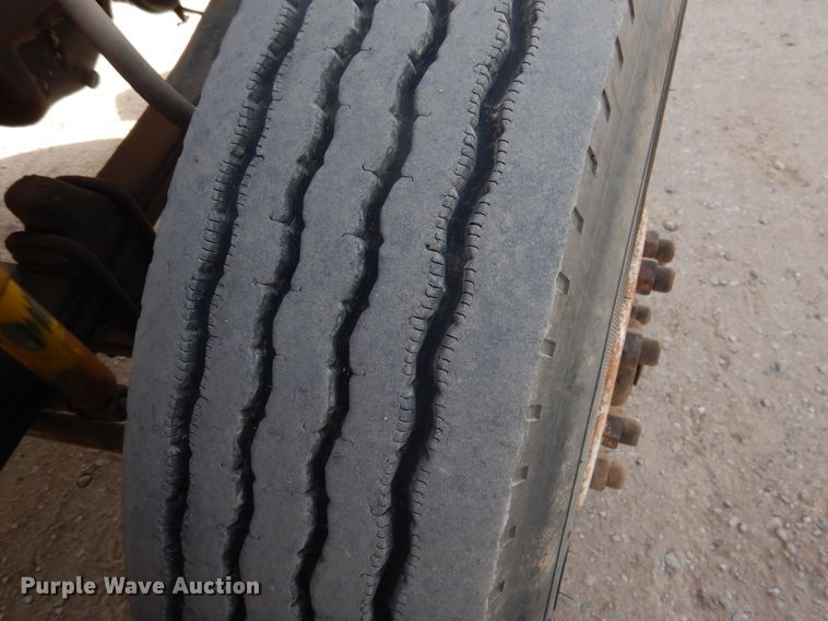 image for item DG8308 1992 Kenworth T600  dump truck