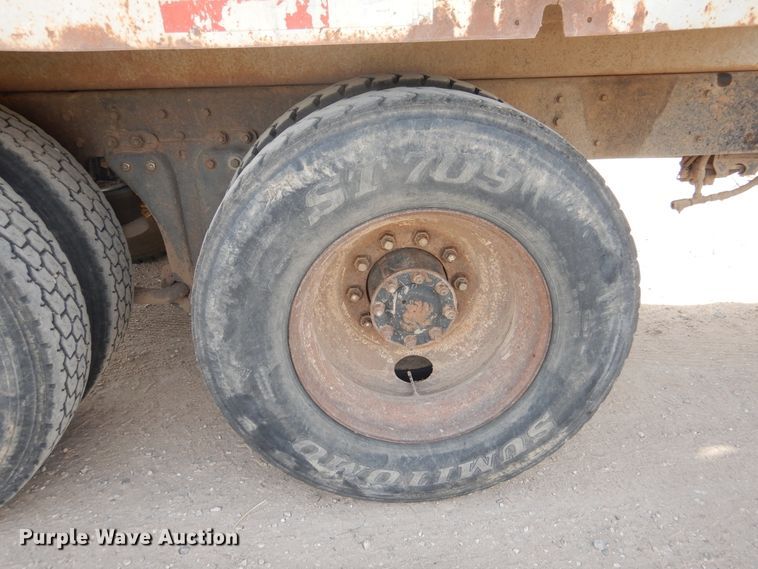 image for item DG8308 1992 Kenworth T600  dump truck