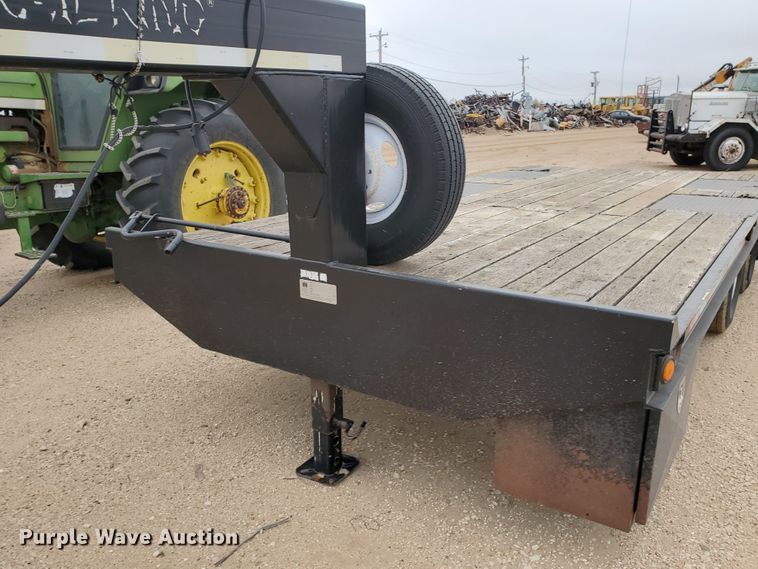 image for item DG8309 2004 Trail King TK-18LP-1800 equipment trailer