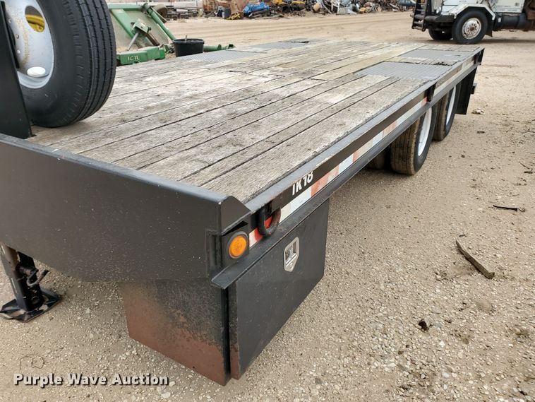 image for item DG8309 2004 Trail King TK-18LP-1800 equipment trailer