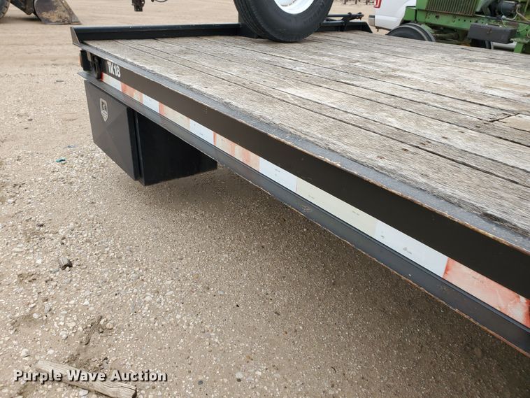 image for item DG8309 2004 Trail King TK-18LP-1800 equipment trailer