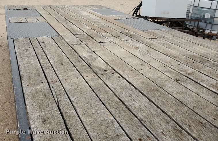 image for item DG8309 2004 Trail King TK-18LP-1800 equipment trailer