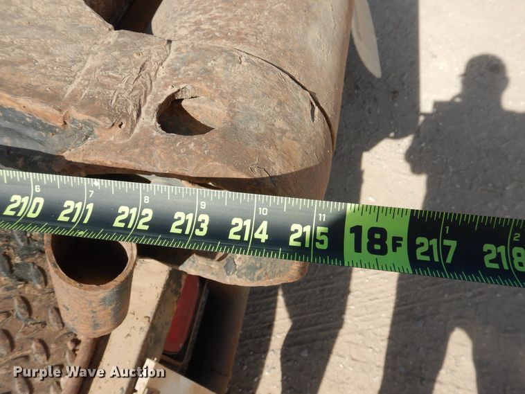 image for item DG8319 1998 Peterbilt 379 winch truck