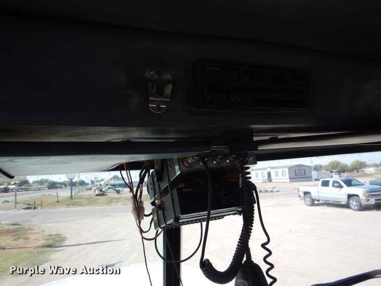 image for item DG8319 1998 Peterbilt 379 winch truck