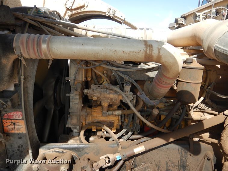 image for item DG8319 1998 Peterbilt 379 winch truck