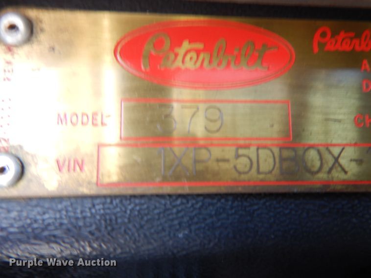 image for item DG8319 1998 Peterbilt 379 winch truck