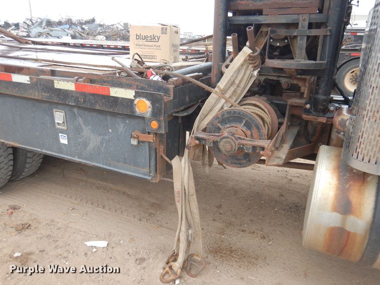 image for item DG8320 1993 Mack RD688S  winch truck