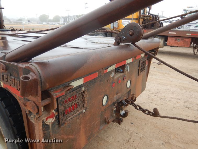 image for item DG8320 1993 Mack RD688S  winch truck