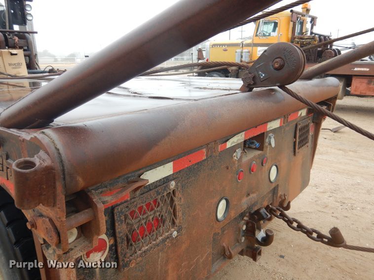 image for item DG8320 1993 Mack RD688S  winch truck