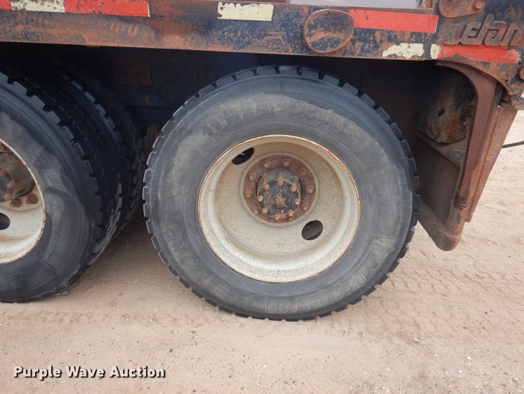 image for item DG8320 1993 Mack RD688S  winch truck