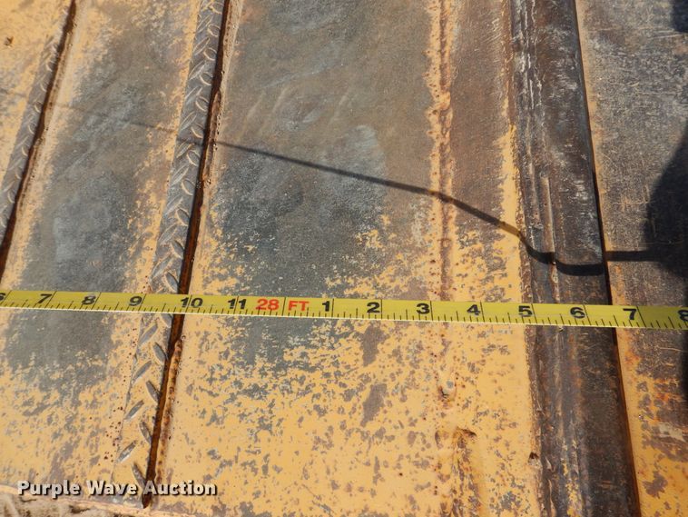 image for item DG8322 1996 Dynaweld drop deck equipment trailer