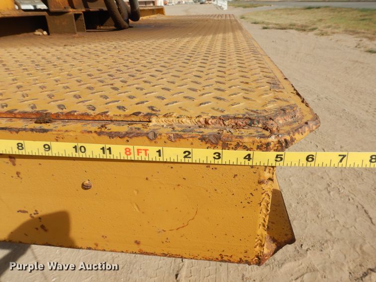 image for item DG8322 1996 Dynaweld drop deck equipment trailer