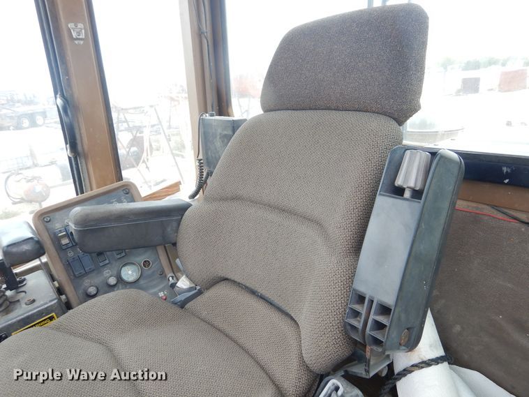 image for item DG8324 1994 Caterpillar IT28F  wheel loader