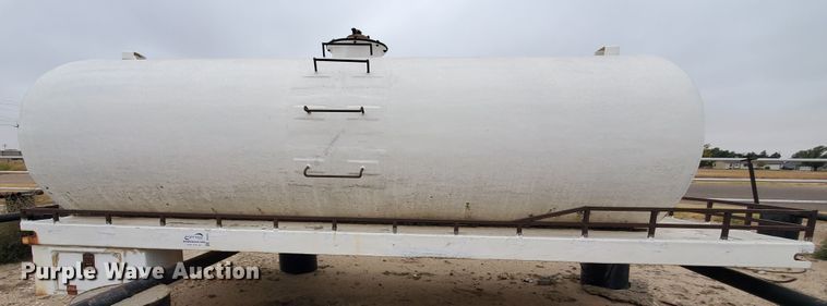 image for item DG8325 Fiberglass water tank bed