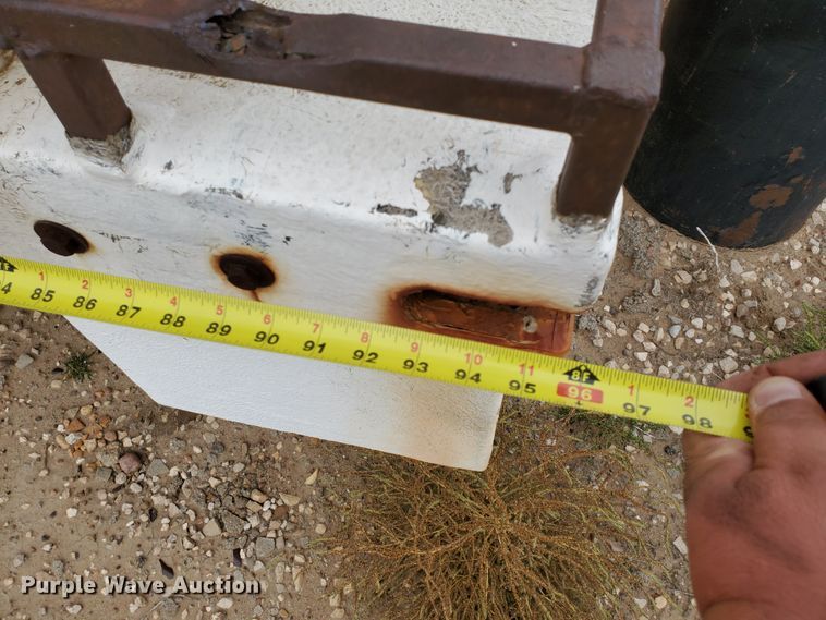 image for item DG8325 Fiberglass water tank bed