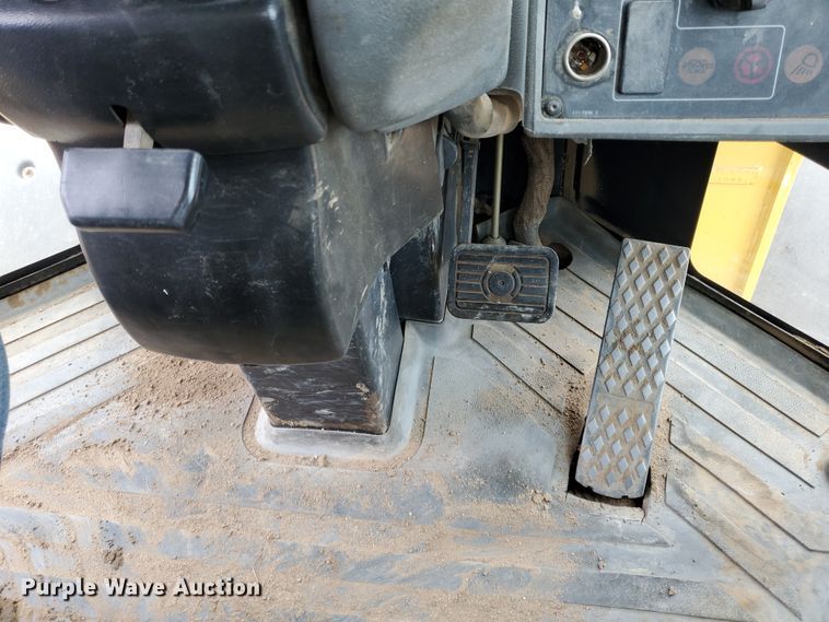 image for item DG8345 1997 Caterpillar IT28G  wheel loader