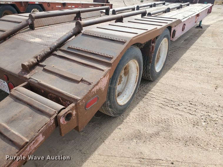 image for item DG8346 1976 Fruehauf C25L-J2 equipment trailer