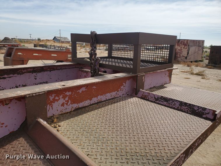 image for item DG8346 1976 Fruehauf C25L-J2 equipment trailer