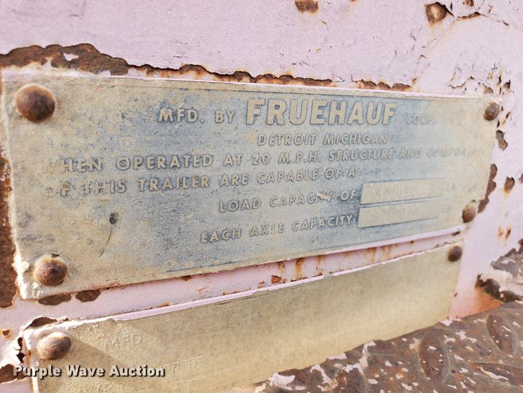 image for item DG8346 1976 Fruehauf C25L-J2 equipment trailer