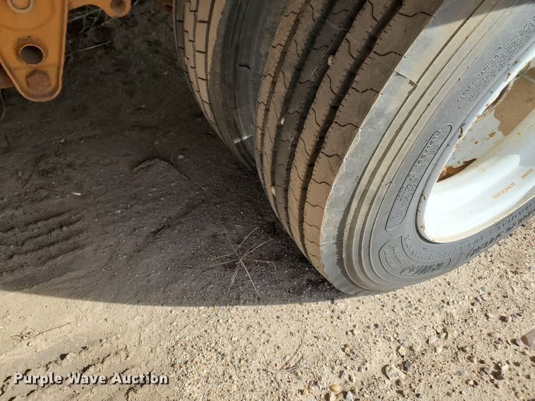 image for item DG8349 2005 Econoline DP2625DA equipment trailer