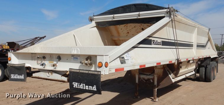 image for item DG8351 2004 Midland MG40MC2000 bottom dump trailer