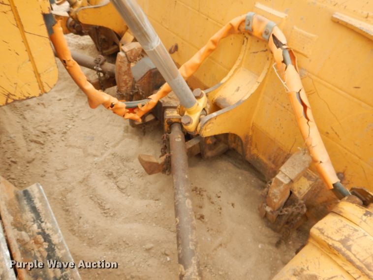 image for item DG8356 John Deere 850C LT Series II  dozer