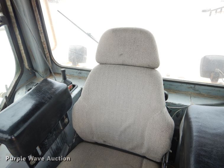 image for item DG8356 John Deere 850C LT Series II  dozer