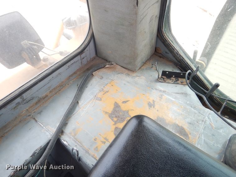 image for item DG8356 John Deere 850C LT Series II  dozer