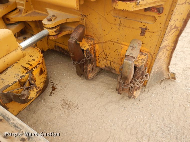 image for item DG8357 2005 Caterpillar D6N XL  dozer